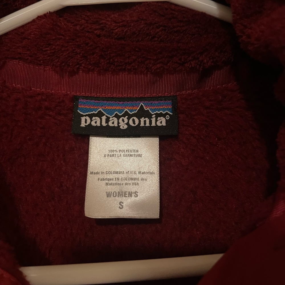 PATAGONIA Women's Re-Tool Snap-T
Fleece Pullover Sweater Burgundy Small - Picture 3 of 3
